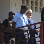 Tribunal de Comoras condena a expresidente a cadena perpetua