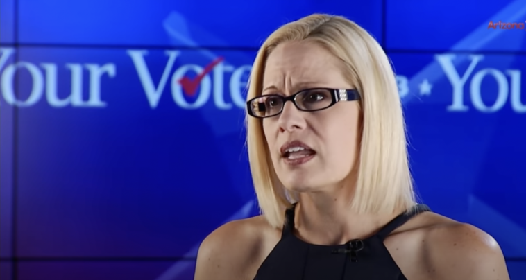 Al igual que Kyrsten Sinema, incluso más funcionarios electos están huyendo del Partido Demócrata Radical