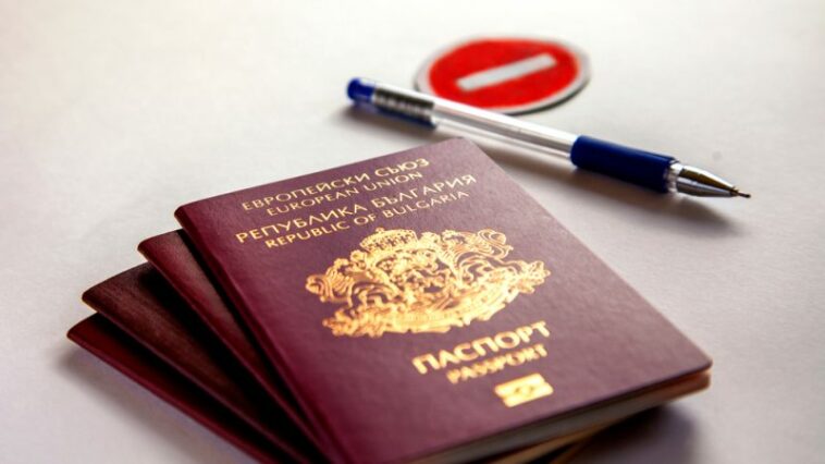 Bulgaria revoca 12 pasaportes dorados