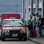COMENTARIO: Es posible que levantar las restricciones de viaje no revitalice la economía de Hong Kong