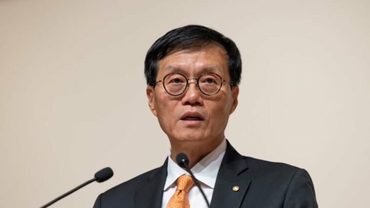 El Banco de Corea dice que frenar la inflación sigue siendo el objetivo principal de la política de tasas en 2023