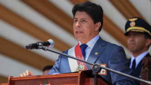 El derrocado presidente de Perú comparece ante los tribunales tras ser acusado de rebelión