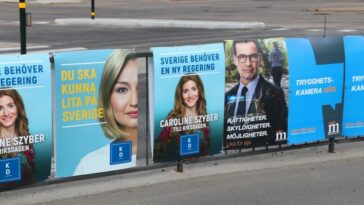 El ministro sueco de inmigración de extrema derecha asiste a una conferencia de prensa por primera vez
