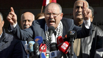 El poderoso sindicato de Túnez rechaza las elecciones de diciembre y ataca la agenda del presidente