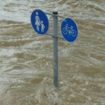 Joburg EMS encuentra el cuerpo de un policía arrastrado por las inundaciones del viernes