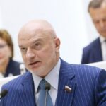 Klishas confirmó el desarrollo de un proyecto de ley para limitar el trabajo remoto para quienes abandonaron Rusia