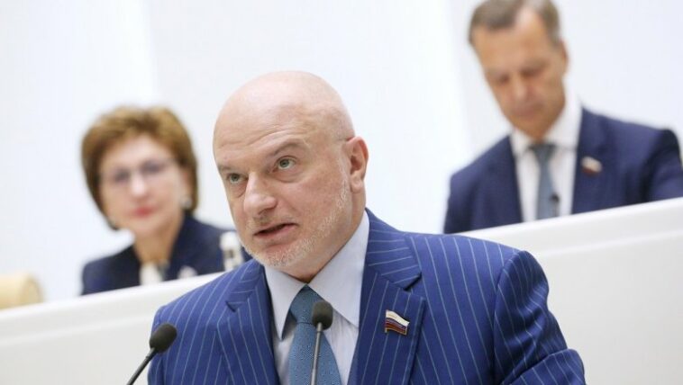 Klishas confirmó el desarrollo de un proyecto de ley para limitar el trabajo remoto para quienes abandonaron Rusia