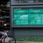 Las acciones japonesas cierran al alza por las ganancias de Wall Street, las finanzas pesan