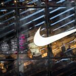 Las ventas de Nike pueden dispararse a medida que los descuentos atraen a los compradores;  telares de compresión de márgenes