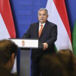 Orbán de Hungría tiene como objetivo frenar la inflación y mantener la economía a flote en 2023