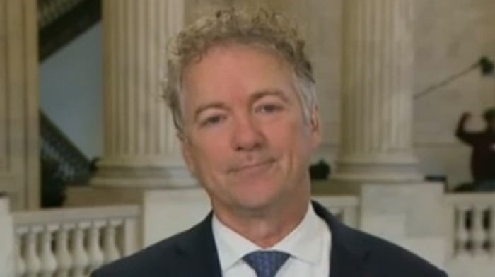 Rand Paul Hammers 'masculló' a los republicanos por venderse a los demócratas el acuerdo de gastos