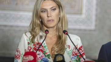 Un abogado afirma que Eva Kaili siguió las órdenes del jefe del Parlamento de la UE en Qatar