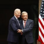 “Ojalá pudiéramos enfocarnos en una sola región, pero nos enfocamos en múltiples regiones”, dijo Biden a López Obrador.