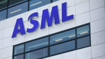 ASML reporta una ganancia neta de $ 1.98 mil millones en el cuarto trimestre, ve un crecimiento de ventas del 25% en 2023