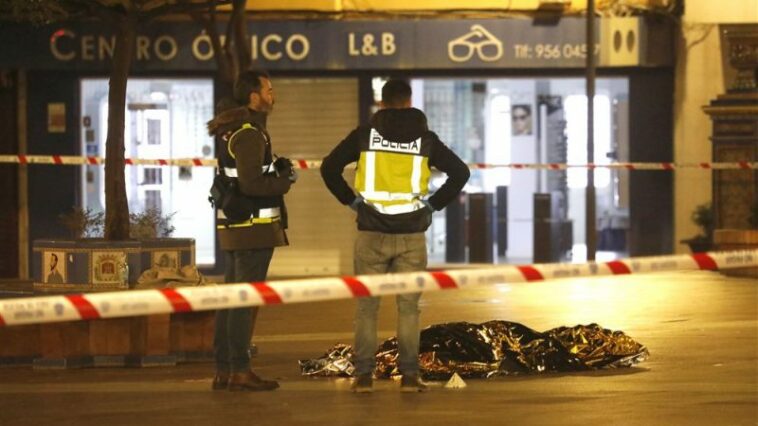 Al menos un muerto y varios heridos en presunto atentado terrorista en España