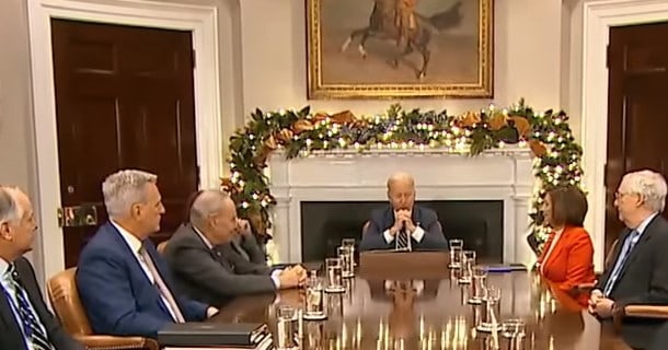 Biden puede hacer que Kevin McCarthy sea despedido trabajando a su alrededor en el techo de la deuda