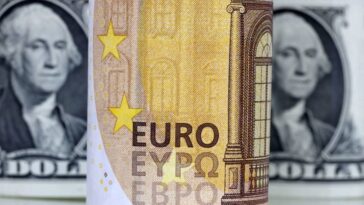 El dólar decae mientras el euro se acerca al máximo de 9 meses y el yen rebota