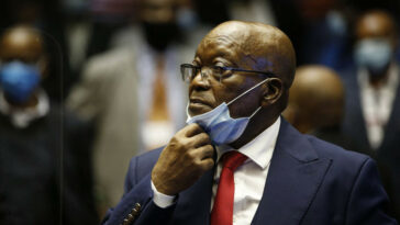 El juez Koen decidirá sobre la recusación en el juicio por corrupción de Jacob Zuma