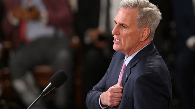 El presidente de la Cámara de Representantes de EE. UU., Kevin McCarthy, se compromete a abordar la inmigración, las políticas educativas "despertadas" y la financiación del IRS