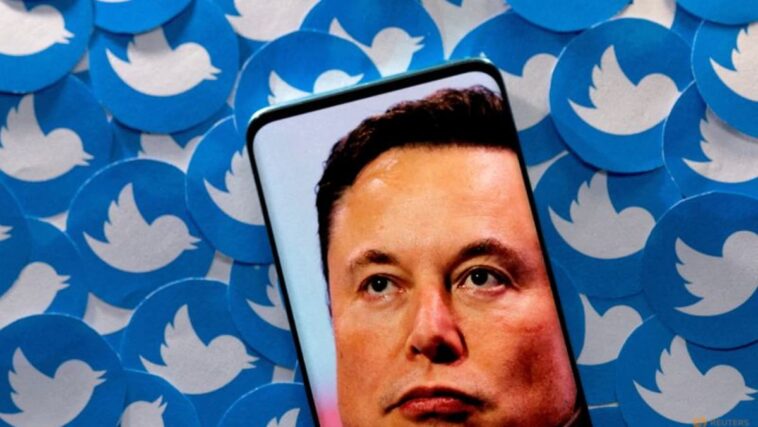 Elon Musk dice que Twitter tiene una plantilla de alrededor de 2.300