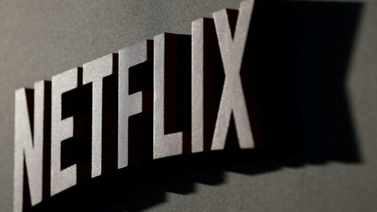 La capacidad de Netflix para producir éxitos le da una ventaja sobre sus rivales: analistas