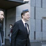 Las formas misteriosas de Elon Musk en exhibición en el juicio de Tesla tweet