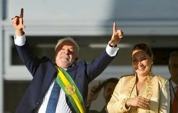 “Gobernaré por 215 millones de brasileños y no solo por los que votaron por mí”, dijo Lula