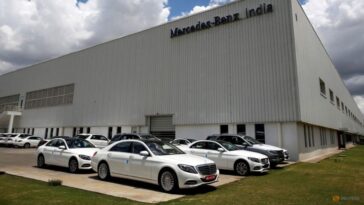 Mercedes espera un crecimiento de dos dígitos en India en 2023 a pesar de la debilidad de la rupia