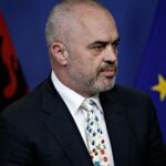 Primer ministro albanés promete salarios más altos a ciertos sectores