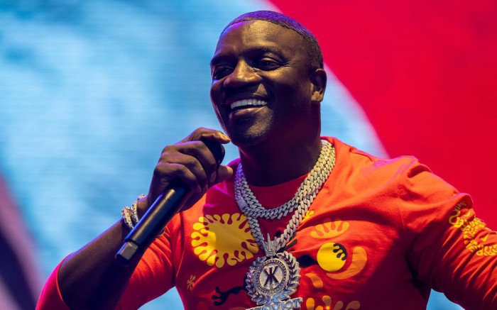 ¿Pagarías R1 millón para ver a Akon?