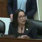 AOC lo pierde durante la audiencia de supervisión de la Cámara, llama a la computadora portátil de Hunter Biden 'medio falsa'