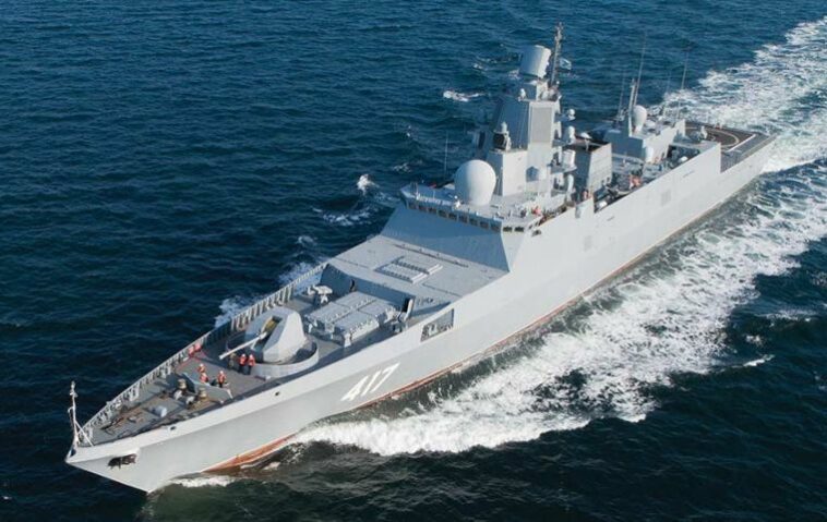 La fragata Almirante Gorshkov de Rusia participó en los simulacros conjuntos