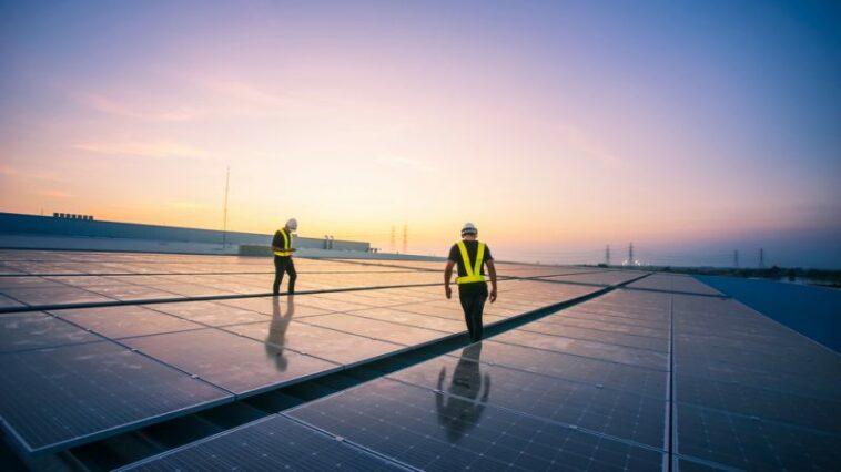 Ciudad bosnia construirá la primera planta de energía solar