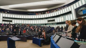 Inauguración: Los eurodiputados guardan un minuto de silencio en memoria de las víctimas de los terremotos |  Noticias |  Parlamento Europeo
