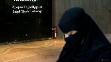 La bolsa saudita tiene 23 empresas esperando para cotizar en bolsa, dice el director de la CMA