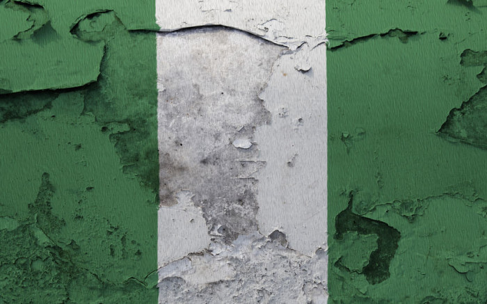 La escasez de efectivo y combustible aumenta las tensiones electorales en Nigeria
