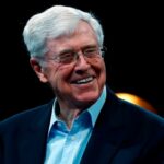 La red de donantes del multimillonario Koch dice que se opone a la reelección de Trump