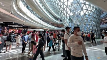 Mercado de lujo de China se contrajo 10% en 2022: Bain