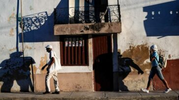 Ministros de Cuba expresan voluntad de comprometerse con acreedores 'legítimos'