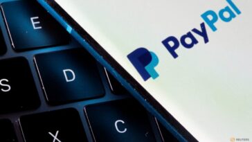 PayPal detiene el trabajo de la moneda estable en medio del escrutinio regulatorio de las criptomonedas - Bloomberg News
