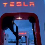 Tesla seguirá adelante con importante planta en México, dice presidente mexicano