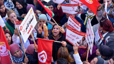 Túnez expulsa a un alto dirigente sindical europeo por participar en una protesta