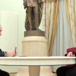 Vladimir Putin firma un decreto en honor al actor estadounidense y ciudadano ruso Steven Seagal |  CNN