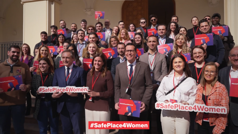 ¡Seguridad para las mujeres de una vez por todas!  ¡Los socialdemócratas instan a la acción!
