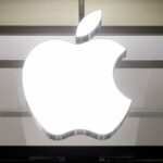 Accionistas de Apple rechazan propuestas de grupos conservadores