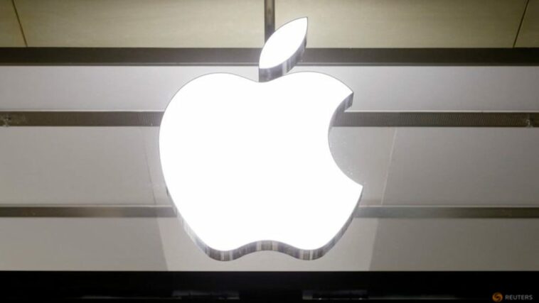 Accionistas de Apple rechazan propuestas de grupos conservadores