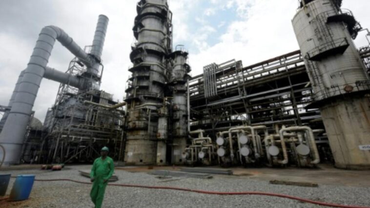Al menos 12 muertos por explosión de oleoducto en Nigeria