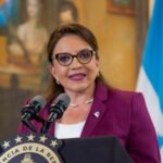 La presidenta de Honduras, Xiomara Castro, quien dijo que su país busca establecer relaciones diplomáticas con China