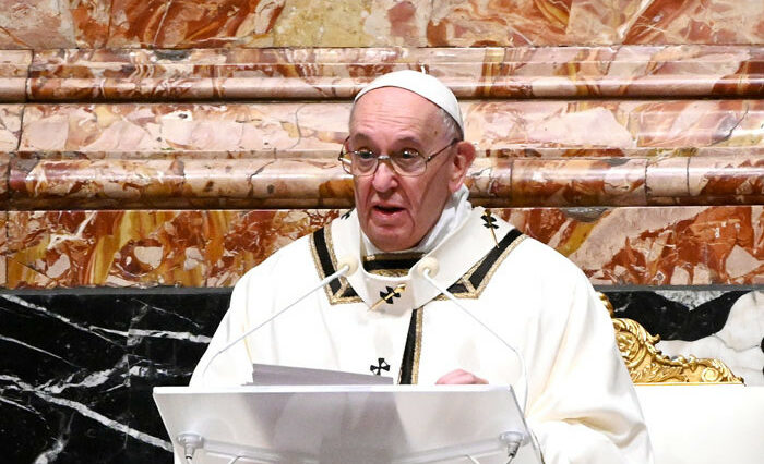El Papa extiende la ley sobre abusos sexuales a los líderes laicos