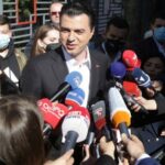 El fantasma del exlíder del partido de oposición albanés aparece antes de las elecciones locales